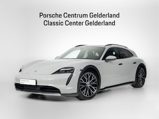 Porsche Taycan 4