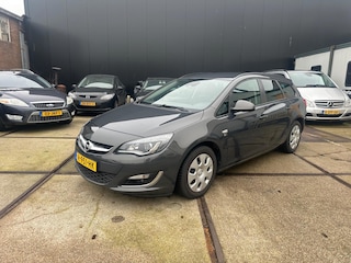 Opel Astra Sports Tourer 1.4 Turbo Design Edition