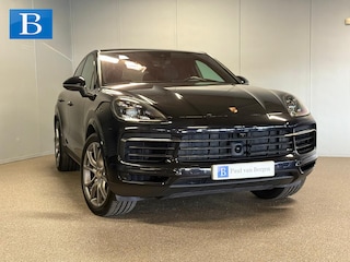 Porsche Cayenne 3.0 E-Hybrid-PANO-ACC-HEAD UP-MATRIX-LUCHTV.-TREKHAAK-ZEER COMPLEET