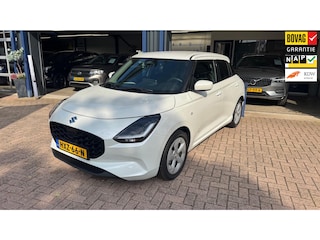 Suzuki Swift 1.2 Style Smart Hybrid