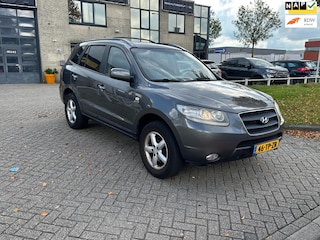 Hyundai Santa Fe 2.7i V6 4WD Style 7p. Trekhaak! Airco