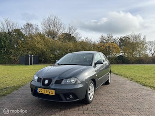 Seat Ibiza 1.4-16V Sensation
