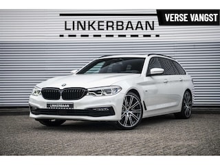 BMW 5-serie Touring 540i xDrive | Individual | Panodak | Comfortzetels | 4w Sturing | HUD | Trekhaak | 20 inch |