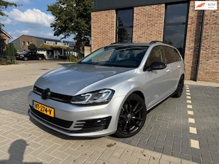Volkswagen Golf Variant 1.0 TSI Business Edition Connected