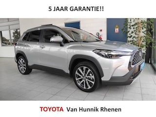 Toyota Corolla Cross 1.8 Style | Parksens voor en achter | Stoel en stuur verw | Dode
