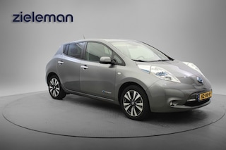Nissan Leaf Tekna 30 kWh - Navi, Camera, Cruise, Leer, BOSE, Trekhaak, SOH 59%