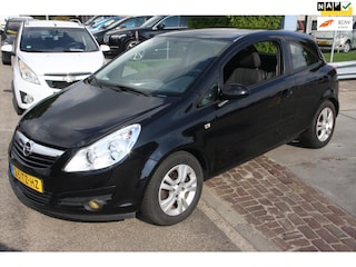 Opel Corsa 1.4-16V Enjoy airco Nieuwe APK!