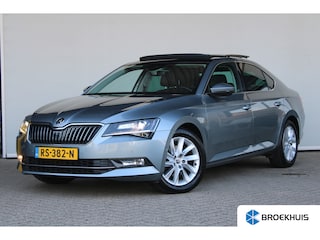 Skoda Superb 1.4 TSI ACT Style Business | Panoramadak | Navi | Alcantara bekleding | Bi-Xenon koplampen | ACC