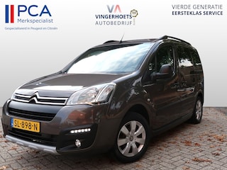 Citroën Berlingo 110 Pk Benzine * Luxe * Hoge Zit * 5 Persoons * * Navigatie * Achteruitrij Parkeer Camera * Climate & Cruise Control * Trekhaak * 3 stoelen op 2e zitrij * Vingerhoets; Vierde generatie Eersteklas Service *