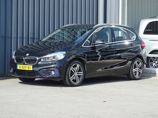 BMW 2-serie Tourer 218i Executive | Stoelverwarming | Navi | Bluetooth | 17"