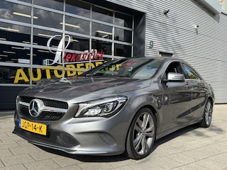 Mercedes-Benz CLA 180 Ambition & Urban - Navigatie I Airco I Bi-Xenon I PDC I Sport interieur I Dealer onderhouden