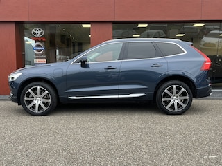 Volvo XC60 2.0 T8 Twin Engine AWD Inscription 392pk | LUCHTVERING | 20'' LMV | STOELVENTILATIE en -VERWARMING