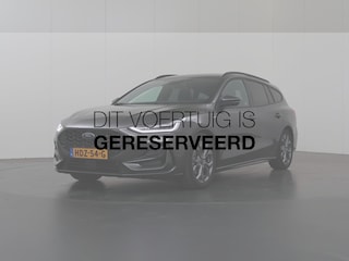 Ford Focus Wagon 1.0 EcoBoost Hybrid ST Line | Panoramadak | Parkeercamera | Winterpakket | Cruise Control Adaptief | Dodehoekdetectie | Navigatie |