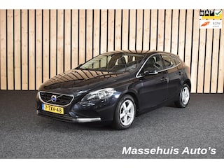 Volvo V40 1.6 T4 Summum Automaat Trekhaak Leer Navi Clima Cruise LED Nwe APK