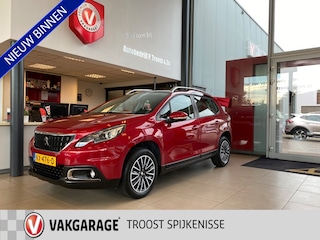 Peugeot 2008 1.2 PureTech Blue Lion,Panoramadak,Navigatie,Parkeerassistent,Airco,Cruisecontrol,Bluetooth,Connected Services,Achteruitrijsensoren,Ipod Usb Aansluiting