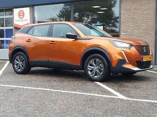 Peugeot 2008 EV 50kWh 136pk 3-Fase Active Apple Carplay & Android Auto | Cruise & Climate control | Parkeersensoren | Bluetooth | LM-velgen | LED-dagrijverlichting