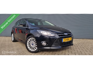 Ford Focus 1.6 TI-VCT First Edition