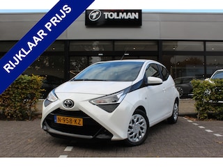 Toyota Aygo 1.0 VVT-i x-play | Rijklaar | Apple/Android | Airco | Camera | DAB | El.Pakket | Dealer onderhouden
