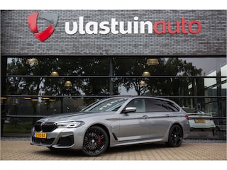 BMW 5-serie Touring 530e Business Edition Plus , Panoramadak, Trekhaak, Leer,