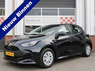 Toyota Yaris 1.5 Hybrid Active /ACC/Camera/DAB+/Bluetooth/Apple carplay/Android auto/Lane assist/Climate/ISOFIX/NAP! 1e eig!