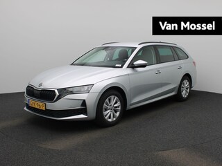 Skoda Octavia Combi 1.5 TSI MHEV Business Edition 115 PK | Automaat | Navigatie | Lichtmetalen Velgen | Climate Control | Achteruitrijcamera | Parkeersensoren | Trekhaak | LED | Cruise Control | Virtual Cockpit | Apple Carplay & Android auto | Keyless | Elektrische Achterklep |