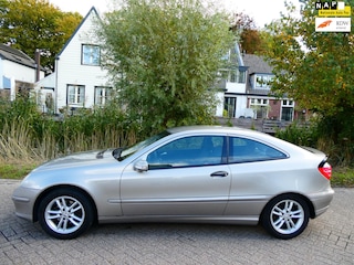 Mercedes-Benz C-klasse Sportcoupé 180 Kompressor 143pk Airco Youngtimer