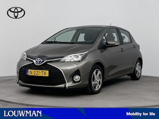 Toyota Yaris 1.5 Hybrid Aspiration | LM velgen | Navigatiesysteem | Pre crash systeem |
