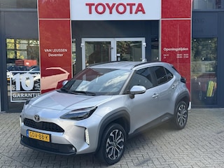 Toyota Yaris Cross 1.5 Hybrid 115 First Edition NL-AUTO ALL SEASON BANDEN APPLE/ANDROID CARPLAY CAMERA CLIMA ADP CRUISE LED