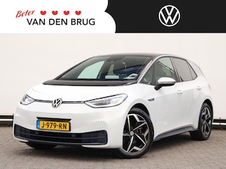 Volkswagen ID.3 First Plus 58 kWh 204PK | Trekhaak | Navigatie | Camera | Keyless | Stoelverwarming
