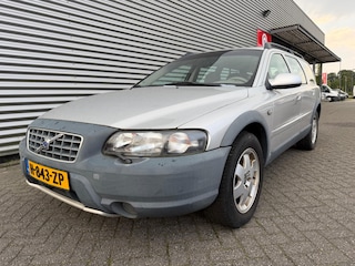 Volvo V70 2.4 T AWD EXPORT/HANDEL | Automaat | Leder | Trekhaak | Clima | Cruise | Radio/Cd