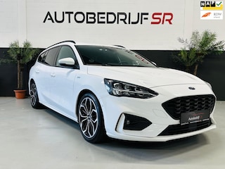 Ford Focus Wagon 1.0 EcoBoost ST Line Business Head up Display! Camera! Vol opties!