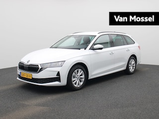 Skoda Octavia Combi 1.5 TSI MHEV Business Edition | ELEK.LAADKLEP | TREKHAAK | CAMERA | DIGITAAL DASHBOARD | NAVIGATIE | KEYLESS | ADAPTIEF CRUISECONTROL | NAVIGATIE |