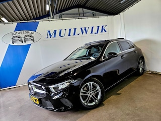 Mercedes-Benz A-klasse 180 Premium Plus / Panoramadak / Sportstoelen
