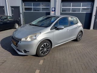 Peugeot 208 1.2 VTi Active Inruilkoopje| Recente APK | Rijd Goed