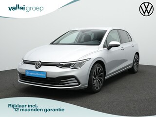 Volkswagen Golf 1.0 eTSI 110 pk DSG Life | Stuur-/stoelverwarming | Achteruitrijcamera | Navigatie | Adaptive Cruise