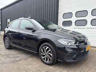 Volkswagen Polo 1.0 TSI Life Business/nieuw model/led/adaptivecruise/pdc/navi/DAB/applecarplay