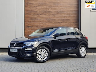 Volkswagen T-Roc 1.0 TSI Style Apple Carplay Dealer onderhouden