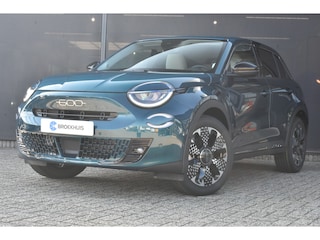 Fiat 600 La Prima 1.2 Hybrid 110pk Automaat VOORRAAD-ACTIE! | 6-voudig elektrisch verstelbare bestuurdersstoel incl. massagefunctie | Adaptieve cruise control met Intelligent Speed Assist | Ambiance interieurverlichting