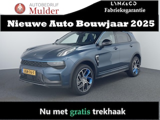 Lynk & Co 01 1.5 | Zwarte hemel | Trekhaak | Pano | ACC | 360 Camera