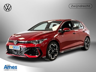 Volkswagen Golf 1.5 150pk eTSI R-Line Edition Dodehoeksensoren | Achteruitrijcamera | Adaptive cruise control