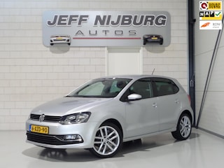 Volkswagen Polo 1.2 TSI Highline "Origineel NL!" Navigatie Bluetooth Parkeersensoren Cruise-control 17"Velgen Climatronic Garantie