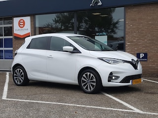 Renault Zoe 135pk Intens (batterijkoop) 52kwh Navigatie | Achteruitrijcamera | Cruise & Climate control | KEYLESS entry&start | Parkeersensoren | LMV | Bluetooth