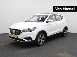 MG ZS EV Luxury 45 kWh | 1e-Eigenaar | Leder | Navi | Panoramadak | Apple CarPlay | Camera | Adaptive Cruise Control |