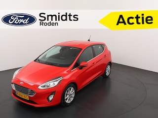 Ford Fiesta EcoBoost Hybrid 125 pk Titanium | Clima | Cruise | Parkeersensoren | Groot scherm | Apple Carplay