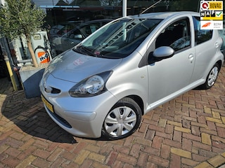 Toyota Aygo 1.0-12V +,automaat,lage km,carplay