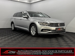 Volkswagen Passat Variant 1.5 TSI Comfort Business Clima, Navi, Parkeersensoren, Keyless start, Cruise control, A start stop, Lichtmetalen velgen