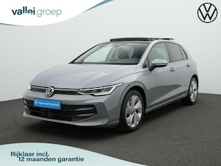 Volkswagen Golf 1.5 TSI 115 pk Life Edition | Panoramadak | Stuur-/stoelverwarming | Parkeersensoren voor/achter
