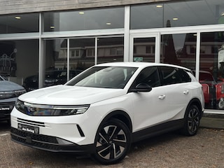 Opel Grandland 1.2 Turbo Hybrid Business Edition Trekhaak/Stoel+stuur verwarming/Electr achterklep.