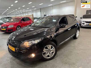Renault Mégane 1.6 Parisienne / NAP / NAVI MULTIEMEDIA / NETTE AUTO