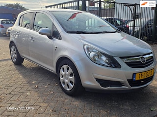 Opel Corsa 1.2-16V '111' Edition 1e eigenaar uniek km org nl auto cruis control nap aantoonbaar